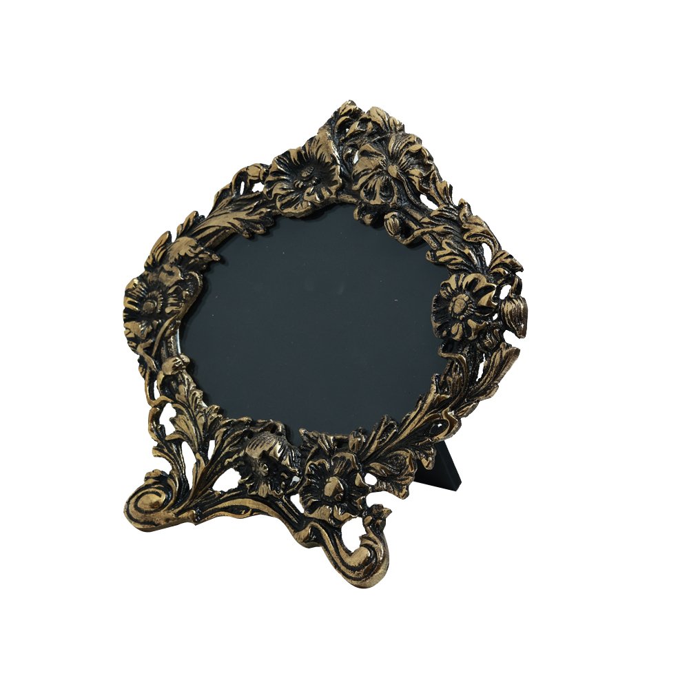 Vintage Pierced Frame - Gold in Metal 6" X 4"