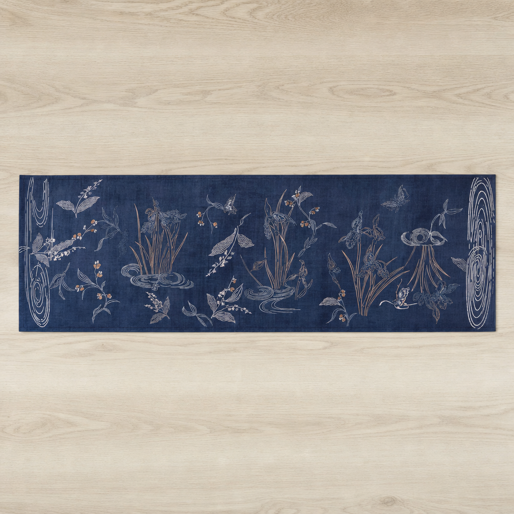 Forest Foil Runner