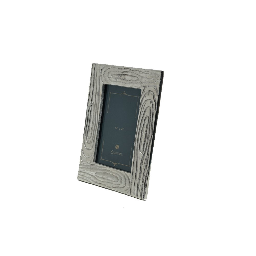 Classic Frame - Silver in Metal 6" X 4"