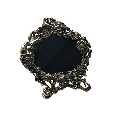 Vintage Pierced Frame -  Gold  in Metal 6" X 4"