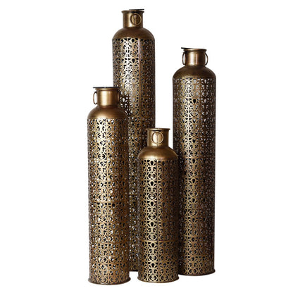 Burni –  Small Gold in Metal