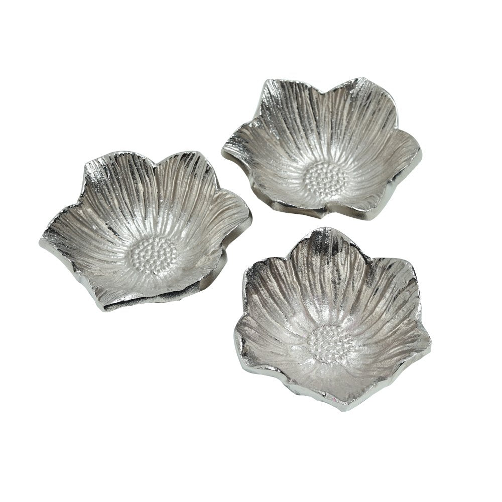 Blossom Tray Set of 3 - Silver in Metal