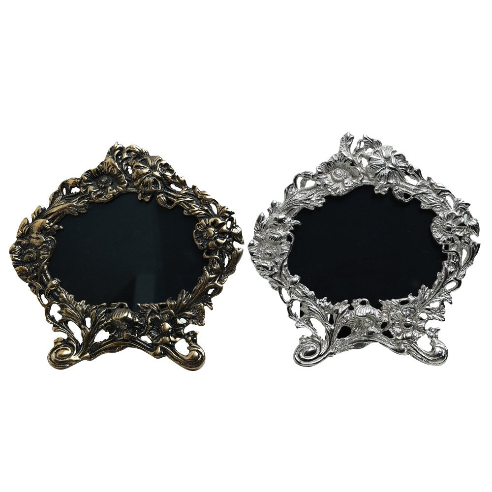 Vintage Pierced Frame -  Silver in Metal 6" X 4"