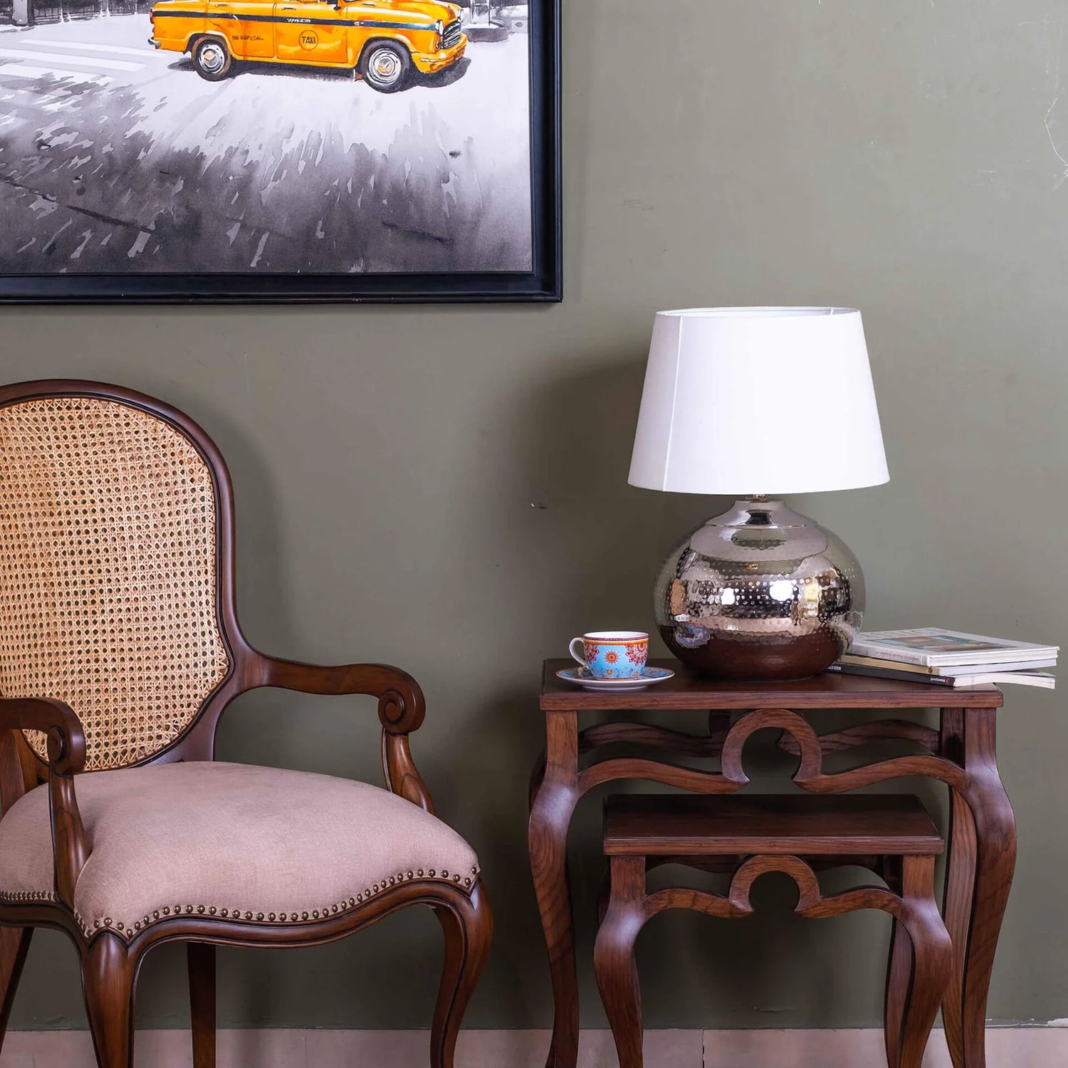 Classic Lamp - Silver in Metal