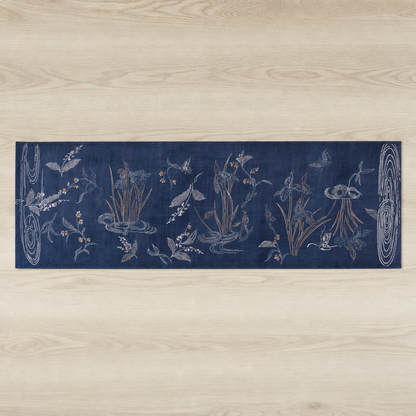 Forest Foil Runner
